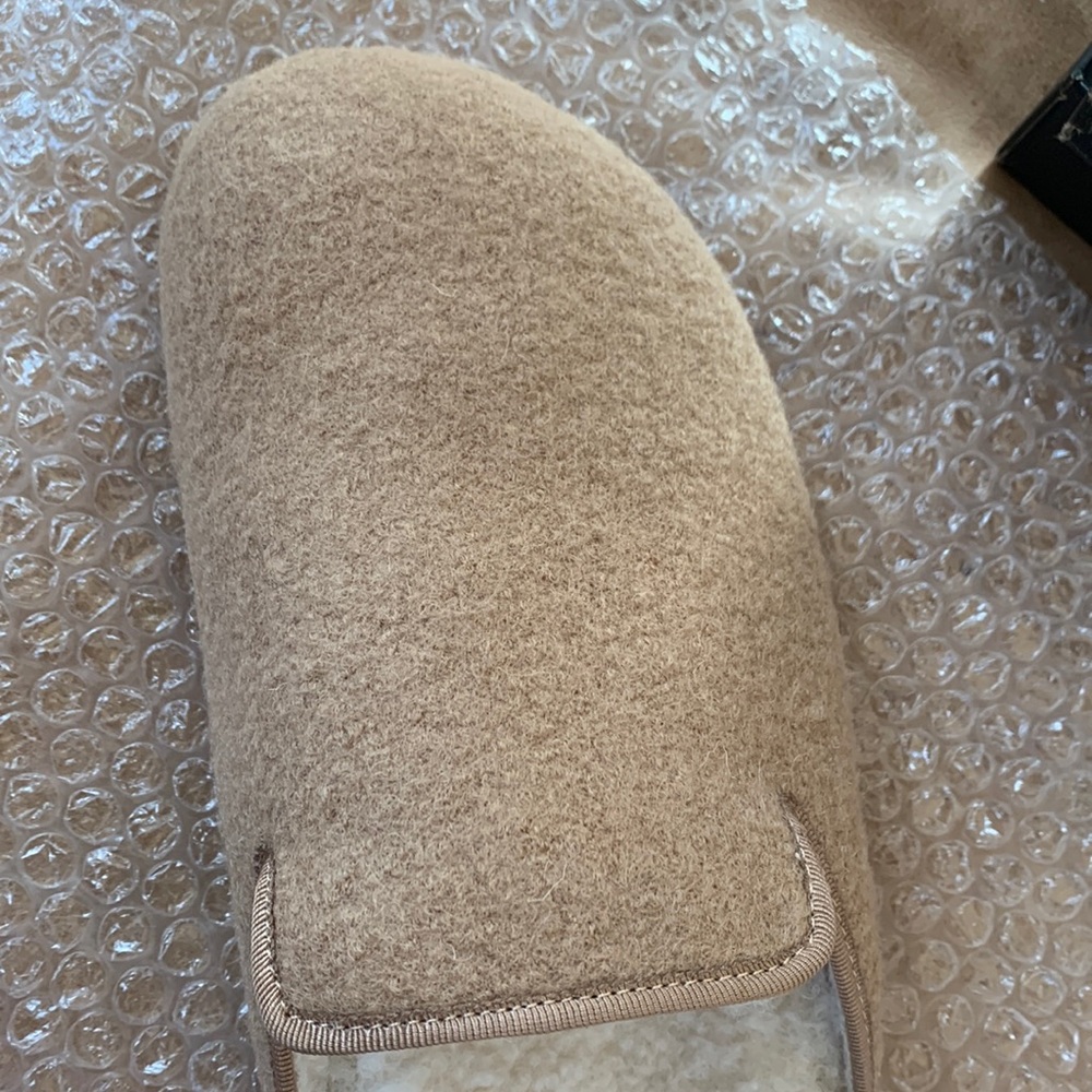 Wool with faux fur lining clogs